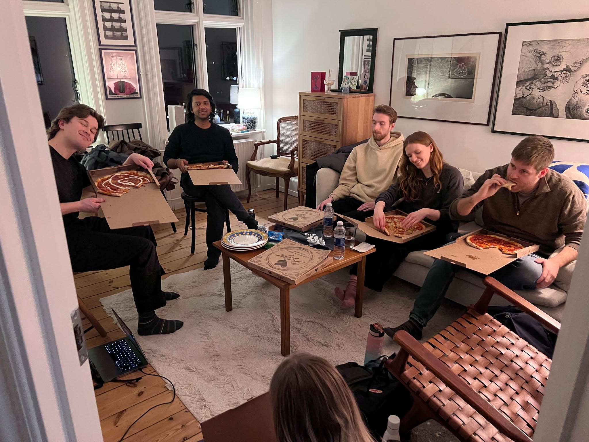 Behind the scenes image 1